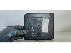 Recambio de caja reles / fusibles para renault scenic iii 1.6dci 130 fap referencia OEM IAM 284B65628R  