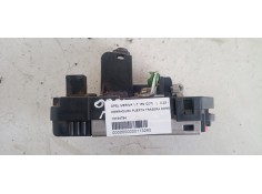 Recambio de cerradura puerta trasera derecha para opel meriva 1.7 16v cdti referencia OEM IAM 13154794  