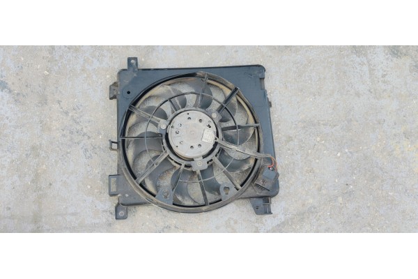 Recambio de electroventilador para opel zafira b edition ´´111 jahre´´ referencia OEM IAM 24467444  
