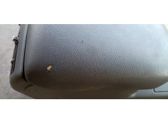 Recambio de apoyabrazos central para nissan x-trail (t31) se referencia OEM IAM 5792645 96910JG43A 