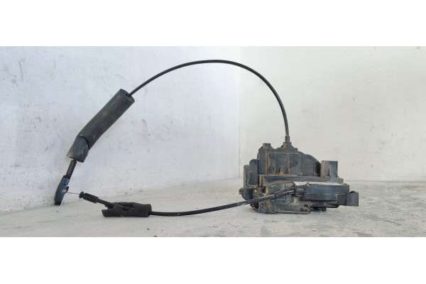 Recambio de cerradura puerta delantera derecha para renault scenic iii 1.6dci 130 fap referencia OEM IAM 805020006R  