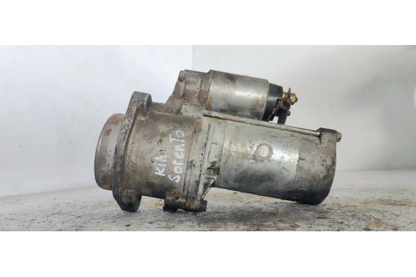 Recambio de motor arranque para kia sorento 2.5 crdi ex referencia OEM IAM 361004A000  