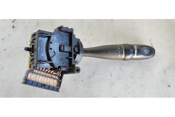 Recambio de mando limpia para kia rio 1.4 active referencia OEM IAM 75733A  