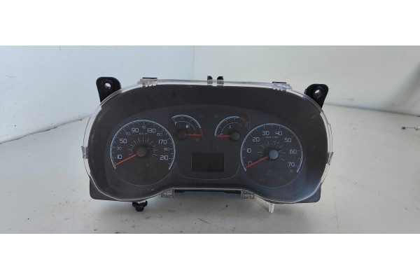 Recambio de cuadro instrumentos para fiat doblo 1.3 16v jtd cat referencia OEM IAM 51867720  
