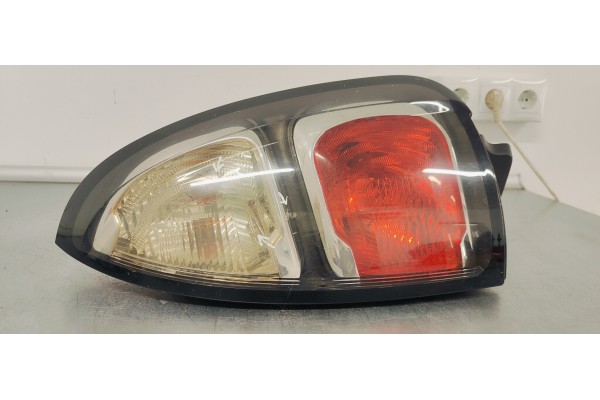 Recambio de piloto trasero derecho para citroen c3 picasso 1.6 hdi 92 fap referencia OEM IAM 9681749180  