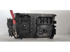 Recambio de caja reles / fusibles para opel astra j lim. berlina fase 1 referencia OEM IAM 13313205  