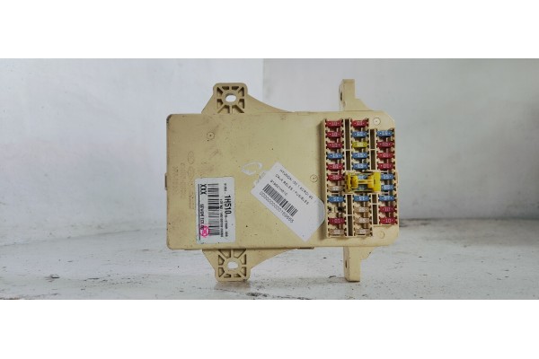 Recambio de caja reles / fusibles para hyundai i30 1.6crdi 90 referencia OEM IAM 919501H510  