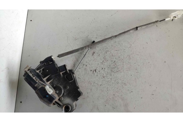 Recambio de cerradura puerta delantera izquierda para bmw serie 3 berlina (e46) 2.5 24v referencia OEM IAM FTL241  