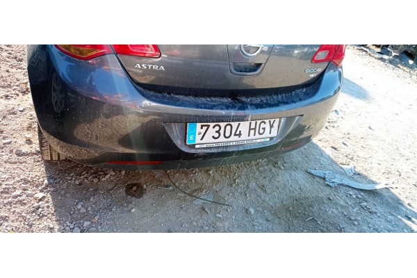 Recambio de paragolpes trasero para opel astra j lim. essentia referencia OEM IAM   