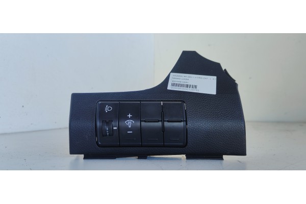 Recambio de mando luces para hyundai i30 (gd) city referencia OEM IAM 93310A6100RY  
