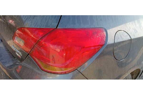 Recambio de piloto trasero derecho para opel astra j lim. essentia referencia OEM IAM   