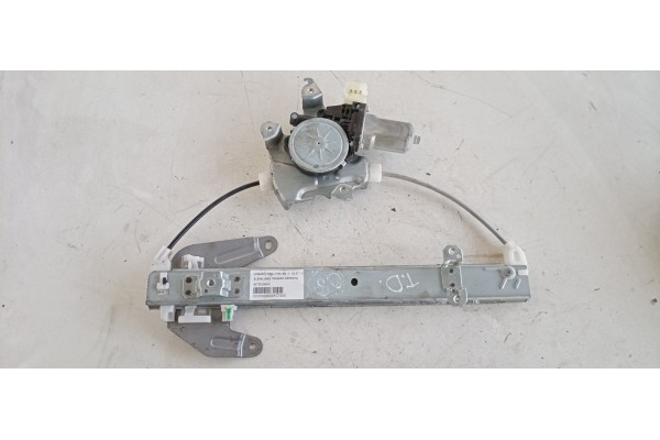 Recambio de elevalunas trasero derecho para nissan x-trail (t31) se referencia OEM IAM 82730JG00A  