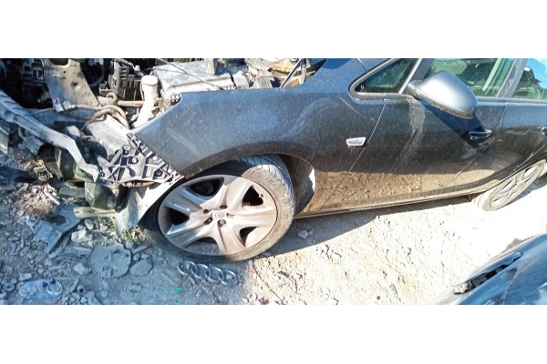 Recambio de aleta delantera izquierda para opel astra j lim. essentia referencia OEM IAM   