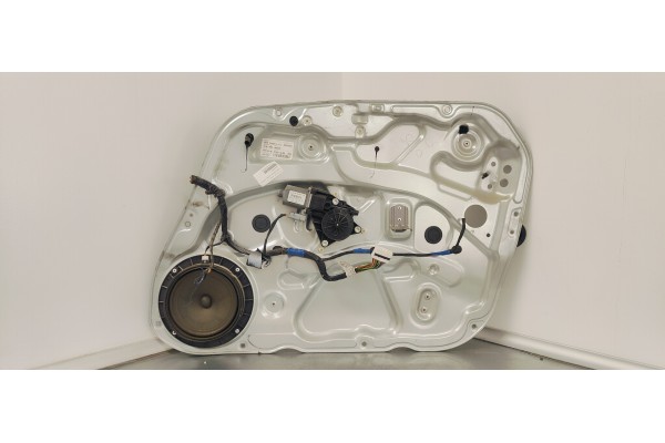 Recambio de elevalunas delantero derecho para hyundai i30 1.6 crdi 115 referencia OEM IAM 824602R000  