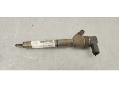 Recambio de inyector para hyundai i30 1.6 crdi 115 referencia OEM IAM 0445110320  