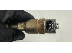 Recambio de inyector para hyundai i30 1.6 crdi 115 referencia OEM IAM 0445110320  