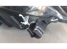 Recambio de faro izquierdo para opel vivaro furgón 2.0 cdti 123 fap referencia OEM IAM 9808567980  