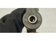 Recambio de inyector para hyundai i30 1.6 crdi 115 referencia OEM IAM 0445110320  