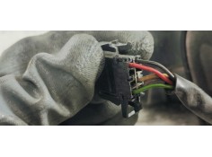 Recambio de retrovisor izquierdo para seat toledo (5p2) 1.9tdi 105 referencia OEM IAM   