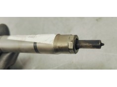 Recambio de inyector para hyundai i30 1.6 crdi 115 referencia OEM IAM 0445110320  