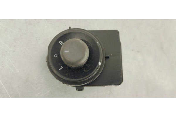 Recambio de mando retrovisor para opel insignia berlina excellence referencia OEM IAM 13271827  