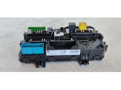 Recambio de caja reles / fusibles para opel astra h berlina enjoy referencia OEM IAM 13181278  