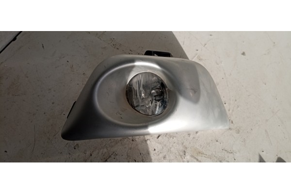 Recambio de faro antiniebla izquierdo para dacia sandero 1.5 dci diesel cat referencia OEM IAM 261500097  
