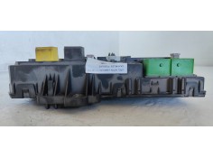 Recambio de caja reles / fusibles para opel astra h berlina enjoy referencia OEM IAM 13181278  
