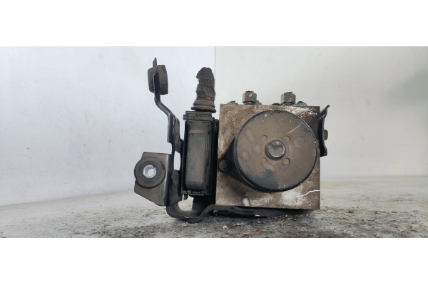 Recambio de abs para opel insignia berlina 2.0cdti 130 fap referencia OEM IAM 13328651  