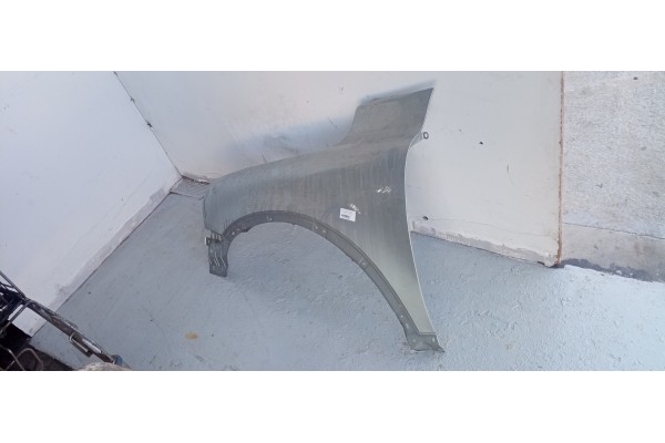 Recambio de aleta delantera izquierda para volvo xc90 t6 geartronic referencia OEM IAM   