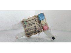 Recambio de caja reles / fusibles para toyota verso 1.6d4d 112 fap referencia OEM IAM 827300F320  