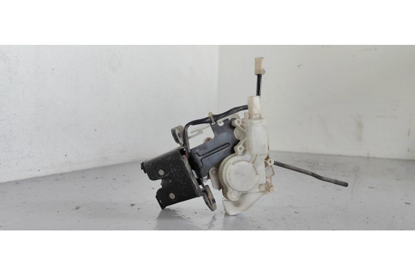 Recambio de cerradura maletero / porton para mazda 6 berlina (gg) 2.0 diesel cat referencia OEM IAM B6701  
