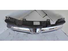 Recambio de rejilla delantera para opel zafira b enjoy referencia OEM IAM 13238416  