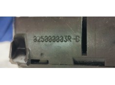 Recambio de cerradura puerta trasera derecha para renault laguna grandtour iii referencia OEM IAM 825000003R  