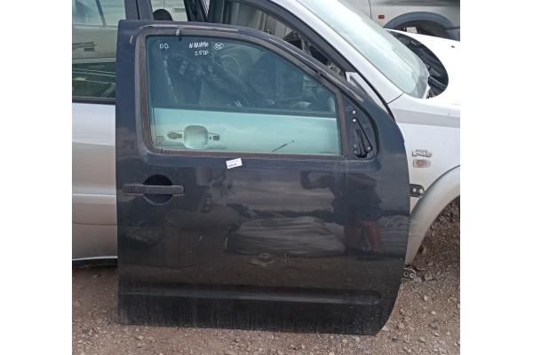 Recambio de puerta delantera derecha para nissan navara pick-up (d40m) 2.5 dci diesel cat referencia OEM IAM   