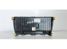 Recambio de mando climatizador para toyota auris advance referencia OEM IAM 5590002220B  