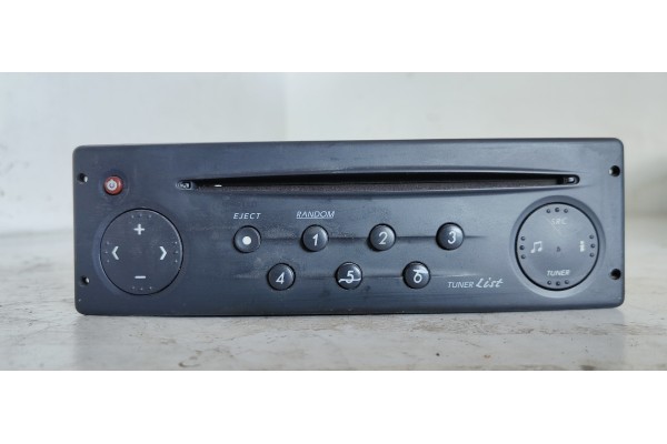 Recambio de sistema audio / radio cd para renault laguna ii (bg0) 1.8 cat referencia OEM IAM 8200002607C  