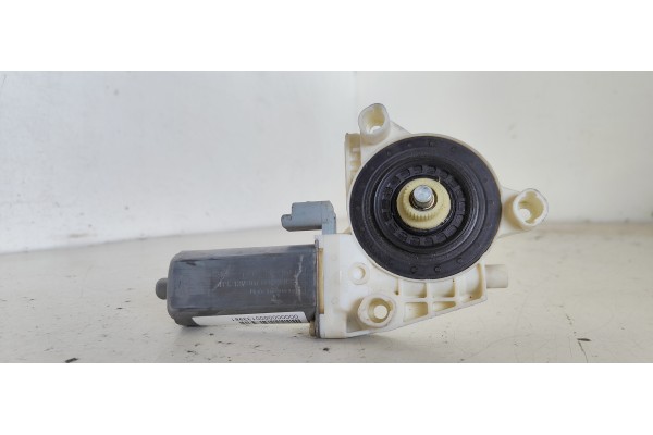 Recambio de motor elevalunas delantero izquierdo para peugeot 307 (s1) 1.6 16v cat referencia OEM IAM 9634457380  