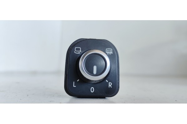 Recambio de mando retrovisor para volkswagen golf vi (5k1) 1.6 tdi dpf referencia OEM IAM 5K0959565  