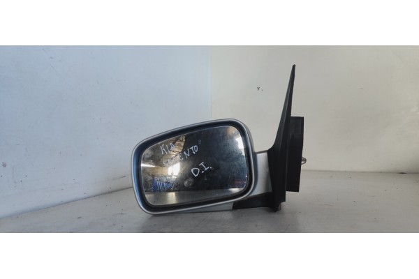 Recambio de retrovisor izquierdo para kia sorento 2.5 crdi cat referencia OEM IAM 16RR  
