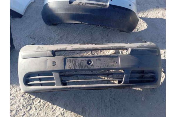 Recambio de paragolpes delantero para nissan primastar (x83) referencia OEM IAM   