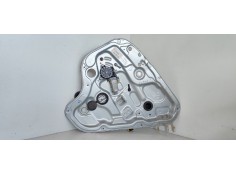 ELEVALUNAS TRASERO DERECHO 834802L010 