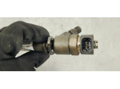 Recambio de inyector para volvo s60 berlina d5 referencia OEM IAM 0445110078  