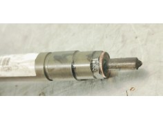 Recambio de inyector para volvo s60 berlina d5 referencia OEM IAM 0445110078  