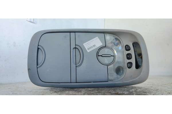 Recambio de luz interior para kia sorento 2.5 crdi ex referencia OEM IAM 0K53E51410  