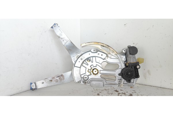 Recambio de elevalunas delantero derecho para volvo xc90 t6 geartronic referencia OEM IAM 101354XXX  