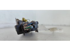 Recambio de cerradura puerta trasera derecha para hyundai santa fe (sm) 2.4 gls referencia OEM IAM   