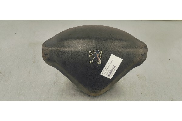 Recambio de airbag delantero izquierdo para peugeot 207 1.4 i 95 referencia OEM IAM 96701085ZD  