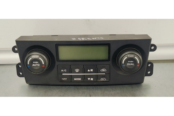 Recambio de mando climatizador para kia sorento 2.5 crdi ex referencia OEM IAM 972503E2709W  