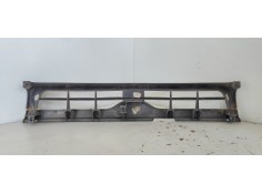 Recambio de rejilla delantera para ford maverick (ml) básico referencia OEM IAM 623100F100  